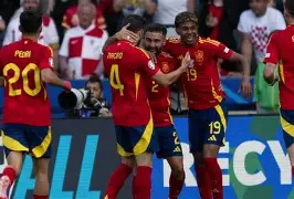 包含马拉加击败西班牙人，留住保级希望的词条