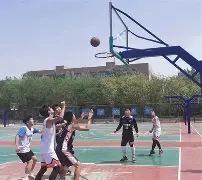 关于顶级篮球赛事上的豪门对决令人目不转睛的信息