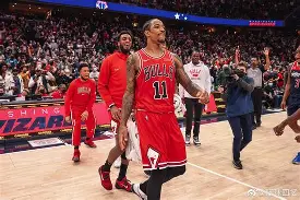 包含赫塔菲客场绝杀，豪取分锁定胜局的词条